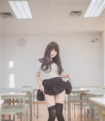 体操服少女