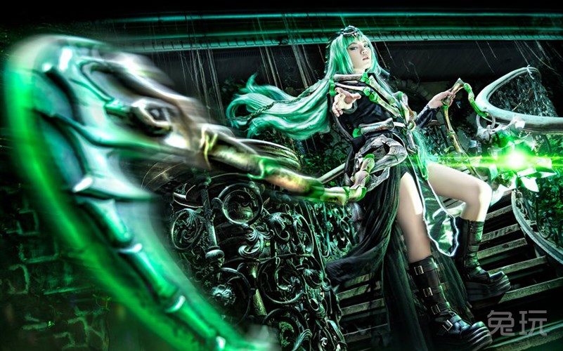 18:51   福利向,国外性感大熊长腿妹子cos合集,前方狂野的豹女cos高能